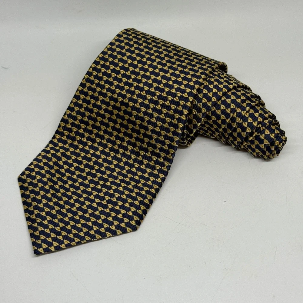 Mara‎ by Countess Mara Silk Necktie Navy Blue Gold Geometric Pattern